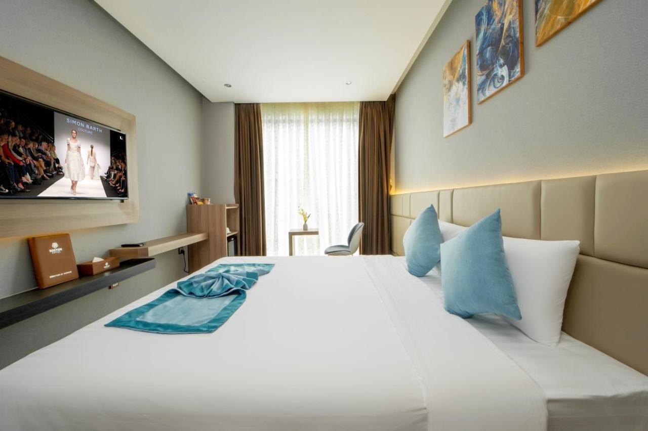 Boston Hotel Pleiku Exterior photo
