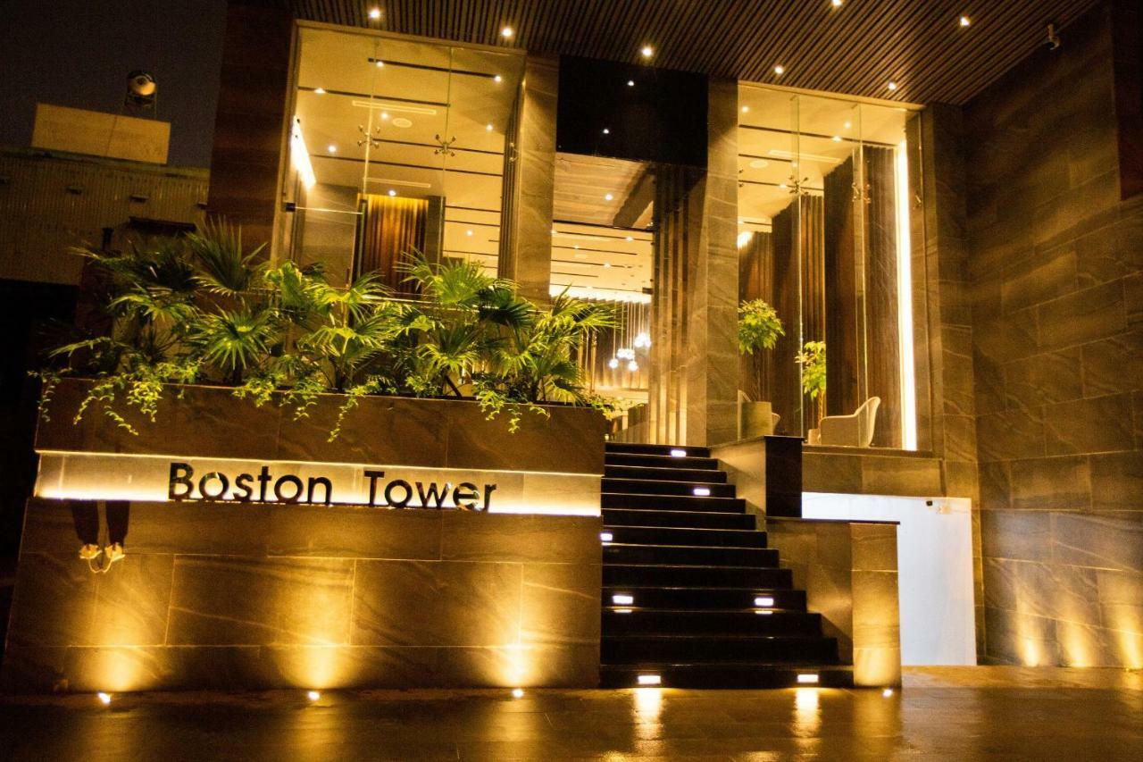 Boston Hotel Pleiku Exterior photo