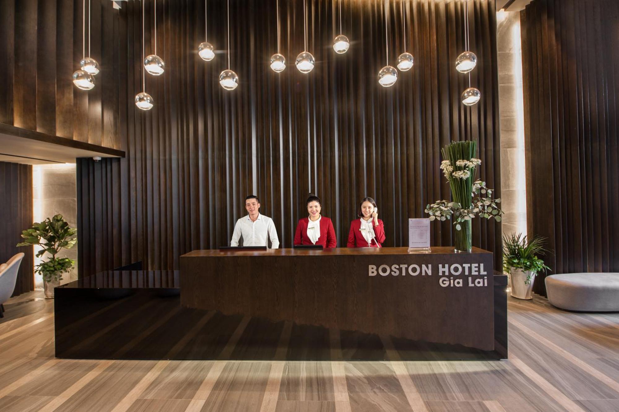 Boston Hotel Pleiku Exterior photo